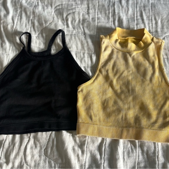 2 Crop Tops. Size Medium. Aeropostale And Unbranded. - Picture 1 of 10